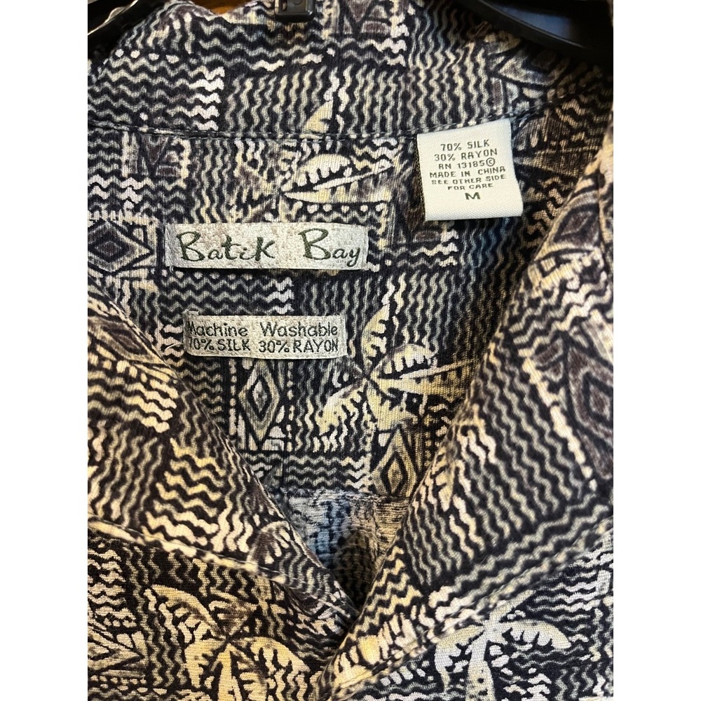 Vintage Batik Bay Men's Black Tan Hawaiian Casual Summer Beach Shirt Size M - Picture 3 of 4